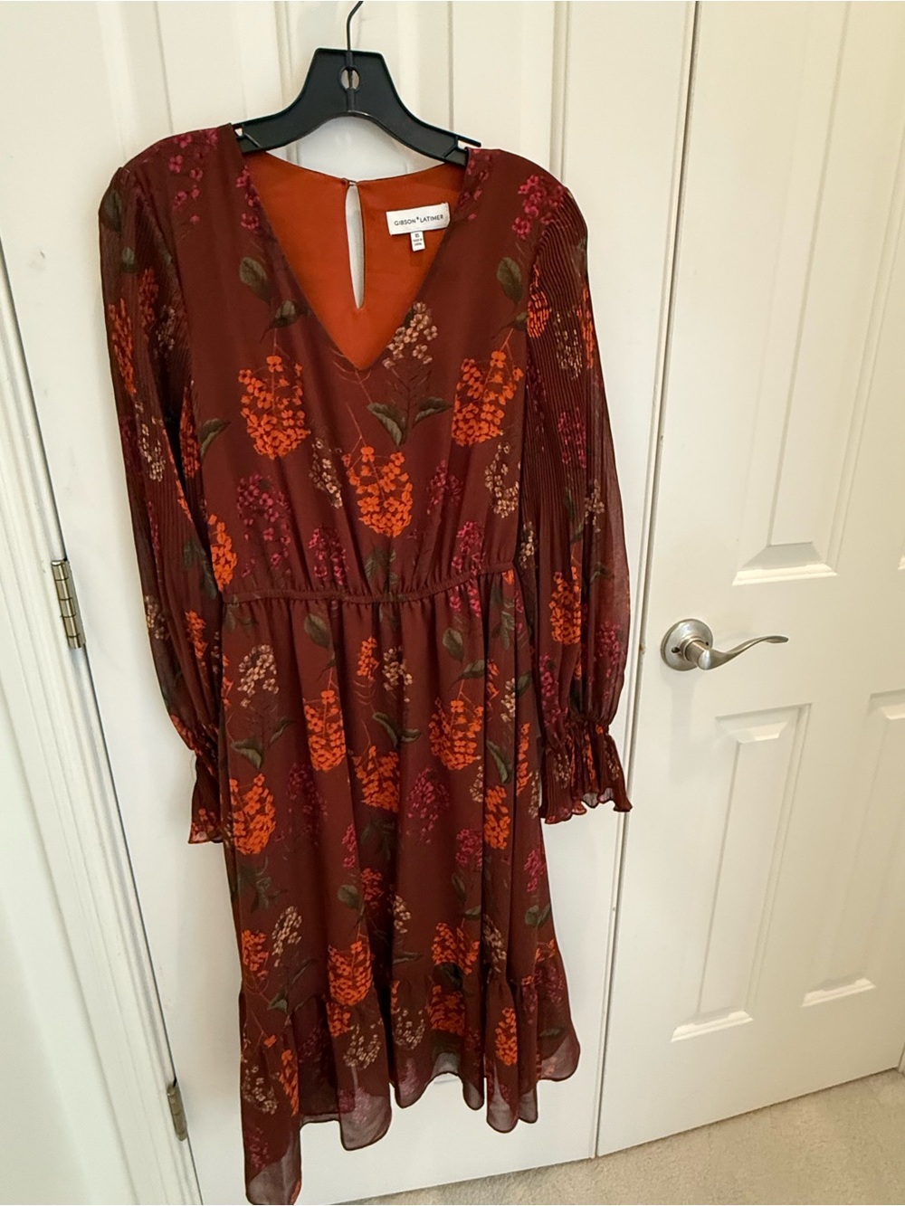 Chelsea28 Burnt Orange & Rust Floral V-Neck Long Sleeve Midi Dress